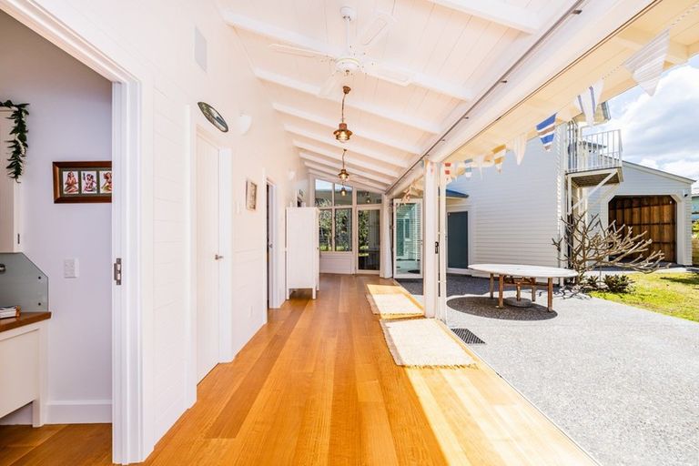 Photo of property in 20 Waetford Road, Matapouri, Whangarei, 0173