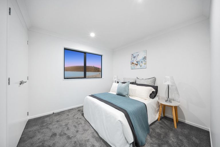 Photo of property in 29c Hywell Place, Manurewa, Auckland, 2102