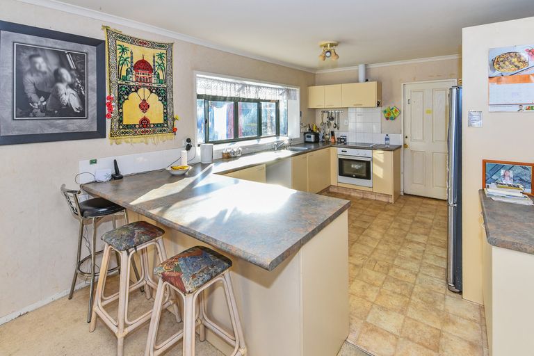 Photo of property in 2 Reyland Close, Weymouth, Auckland, 2103