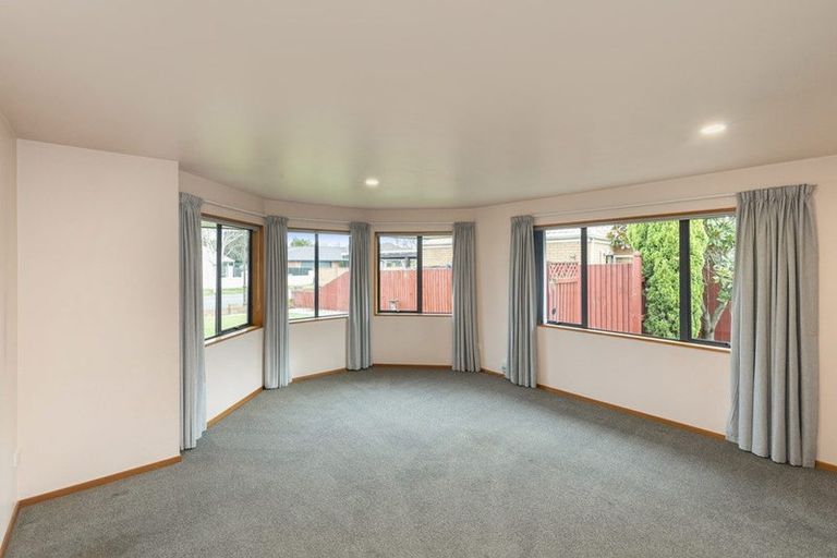 Photo of property in 40 Durrell Way, Rolleston, 7614