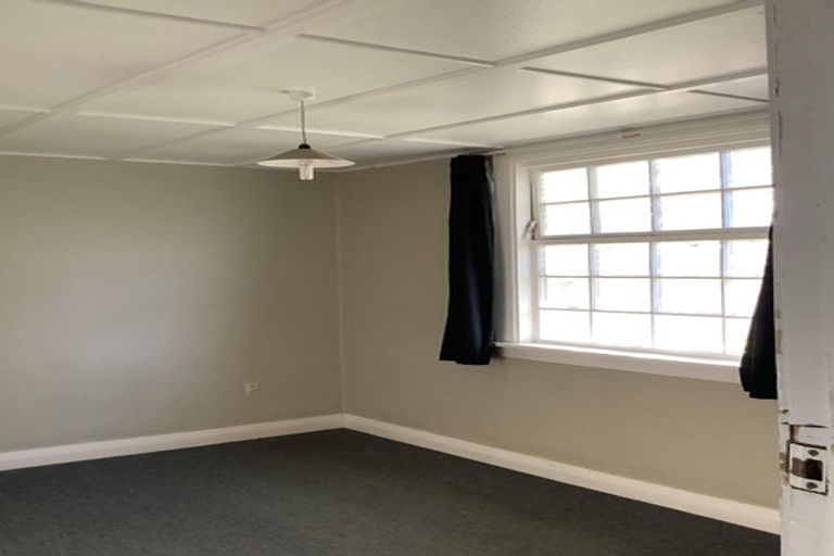 Photo of property in 261 Marine Parade, New Brighton, Christchurch, 8061