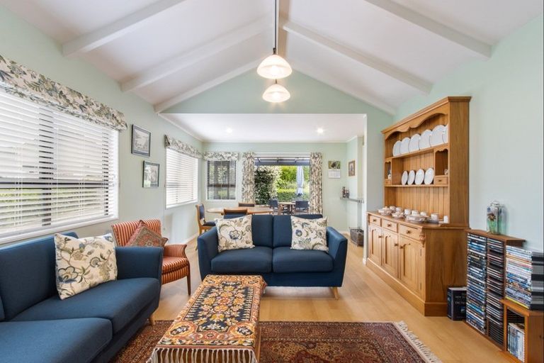 Photo of property in 27 Chambers Street, Havelock North, 4130