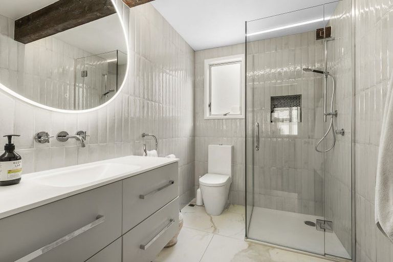 Photo of property in 2/66 Ghuznee Street, Te Aro, Wellington, 6011