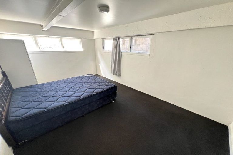 Photo of property in 2/239 Adelaide Road, Newtown, Wellington, 6021