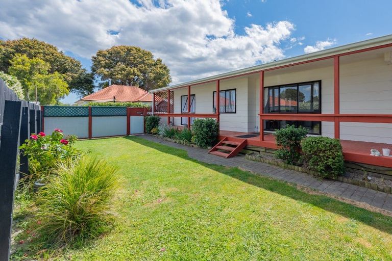 Photo of property in 98a Nuffield Avenue, Marewa, Napier, 4110