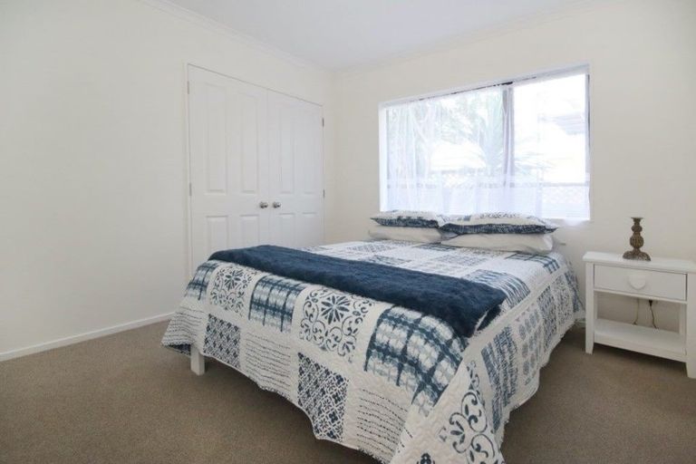 Photo of property in 8 Vintage Drive, Henderson, Auckland, 0612