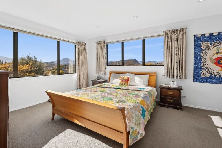 Photo of property in 29 Kelliher Drive, Wanaka, 9305