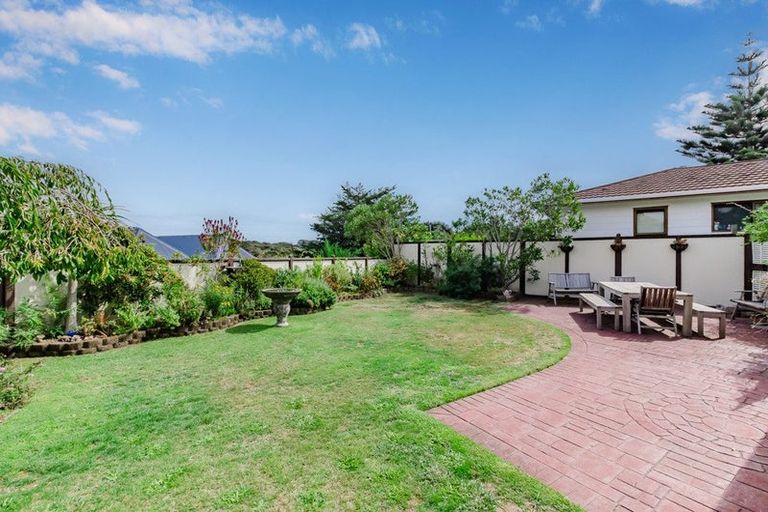 Photo of property in 14 Sydney Crescent, Raumati South, Paraparaumu, 5032