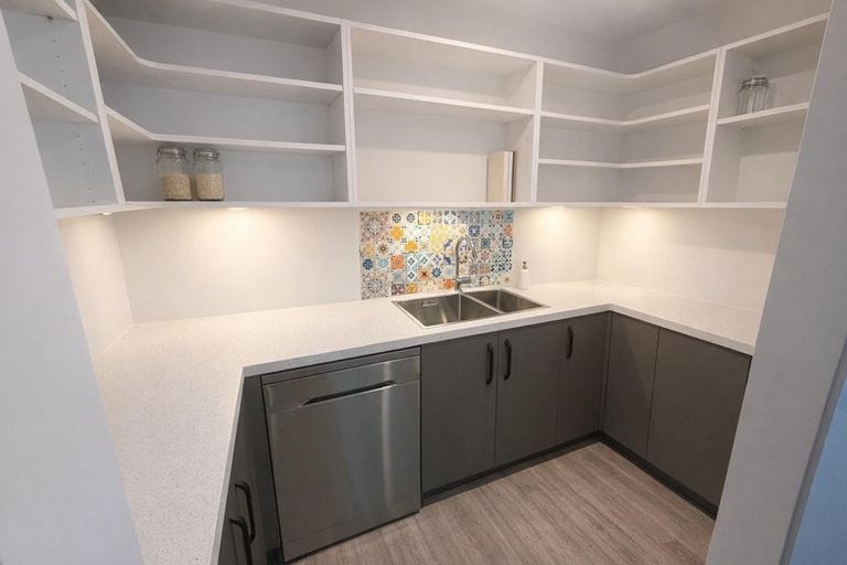 Photo of property in 12 Chadlington Way, Lower Shotover, Queenstown, 9304