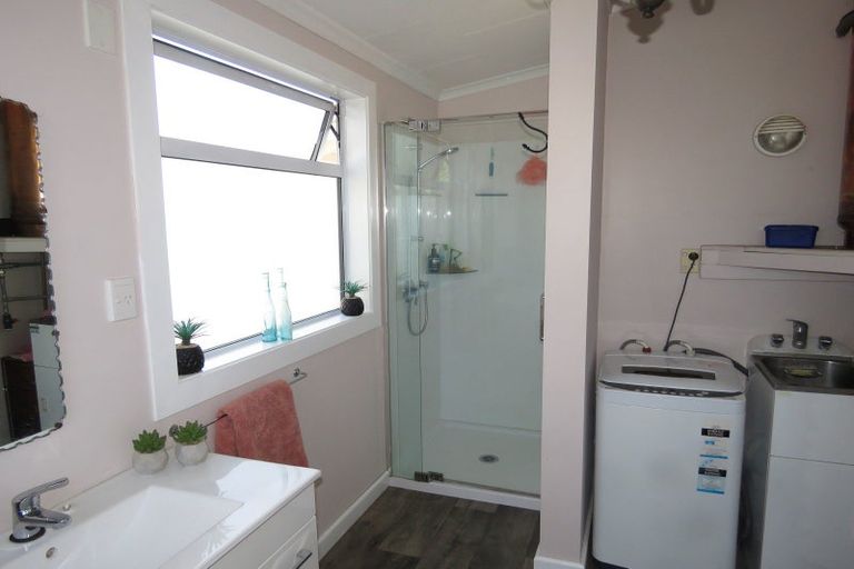 Photo of property in 28 Victory Street, Reefton, 7830