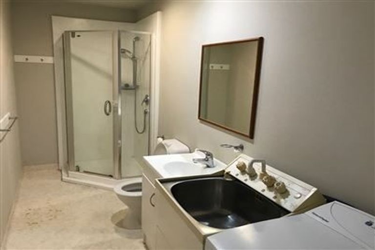 Photo of property in 1/95 Arran Road, Browns Bay, Auckland, 0630