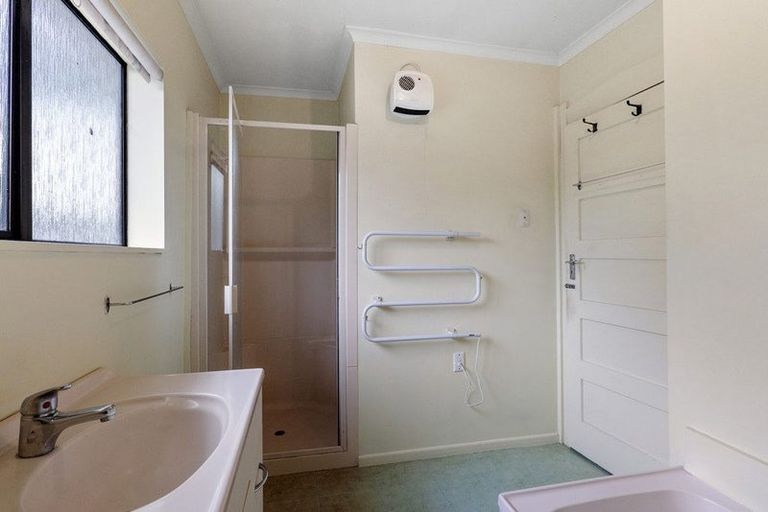 Photo of property in 85 Owles Terrace, New Brighton, Christchurch, 8061