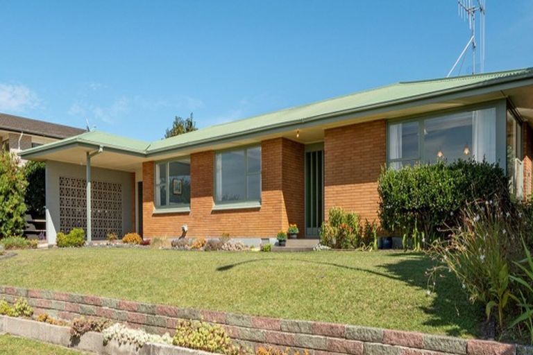 Photo of property in 10 Coppelia Avenue, Omokoroa, 3114