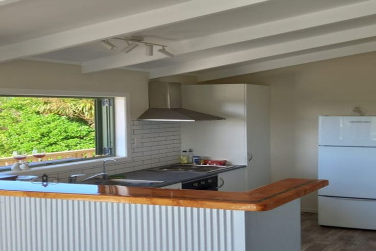 Photo of property in 21 Mariner Cove Road, Tinopai, Matakohe, 0593