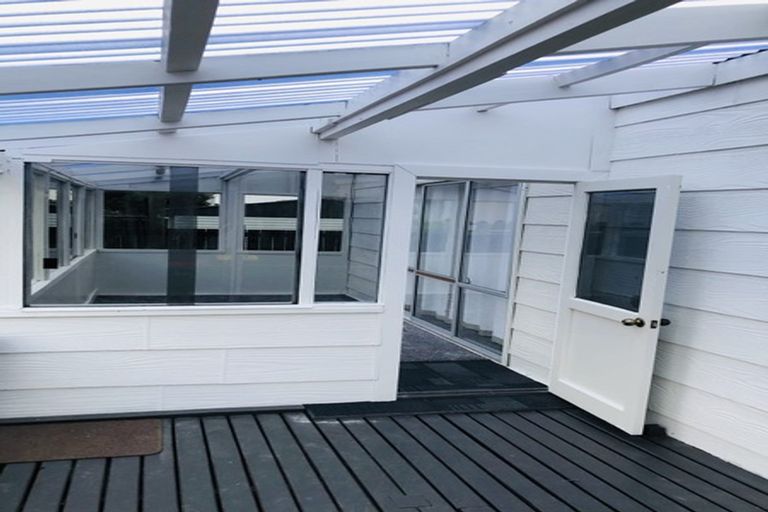 Photo of property in 1/102 Settlement Road, Papakura, 2110