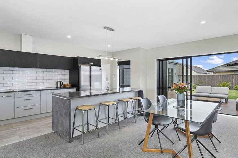 Photo of property in 24 Hartford Crescent, Rolleston, 7615