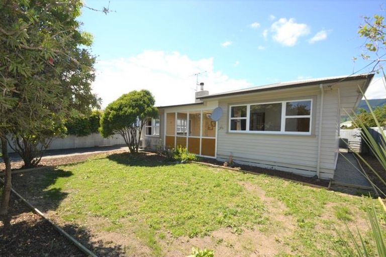 Photo of property in 4 Bird Street, Richmond, 7020