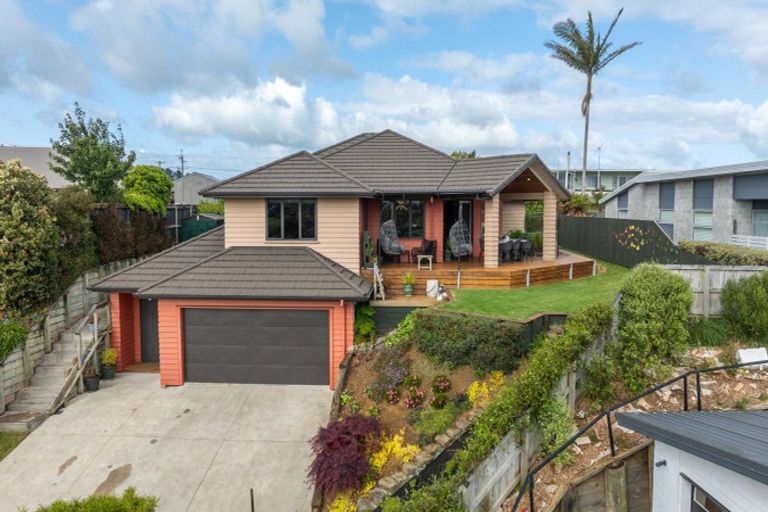 Photo of property in 10 Mahana Place, Raglan, 3225