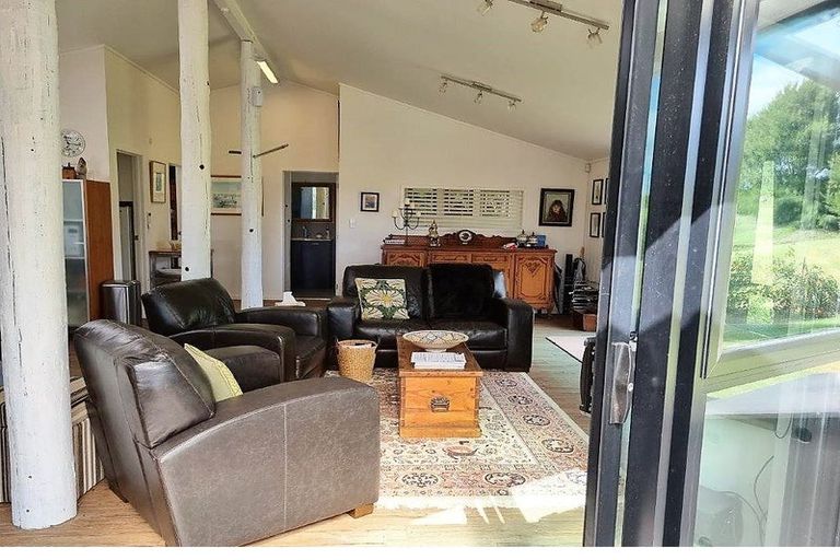 Photo of property in 17 Old Waipu Road North, Mangawhai, Kaiwaka, 0573