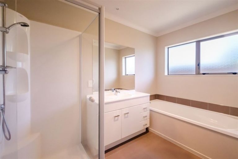 Photo of property in 16 Manhattan Court, Paraparaumu Beach, Paraparaumu, 5032
