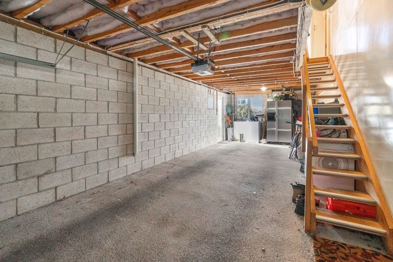 Photo of property in 90a Musselburgh Rise, Musselburgh, Dunedin, 9013