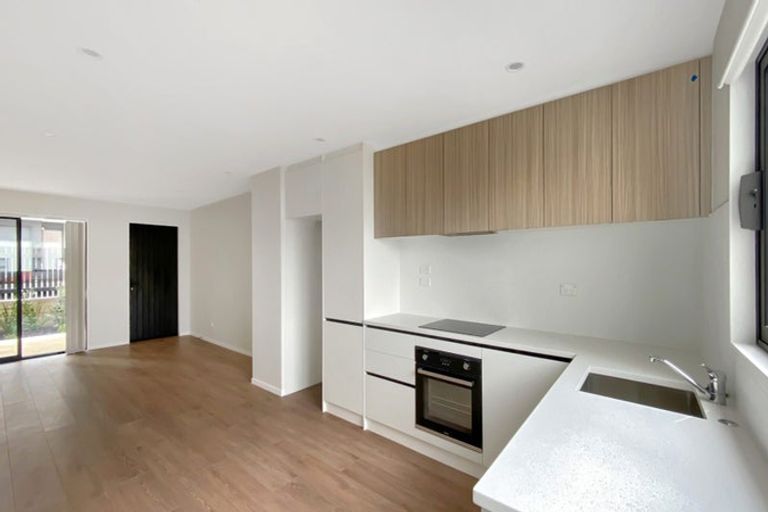 Photo of property in 27 Tukari Lane, Mangere Bridge, Auckland, 2022