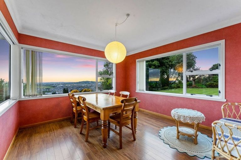 Photo of property in 190 Redoubt Road, Flat Bush, Auckland, 2019