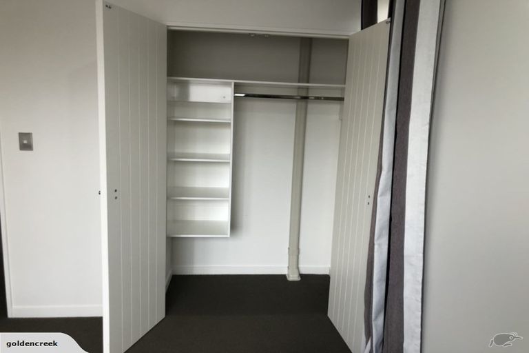 Photo of property in 8 Travis View Drive, Fairview Heights, Auckland, 0632