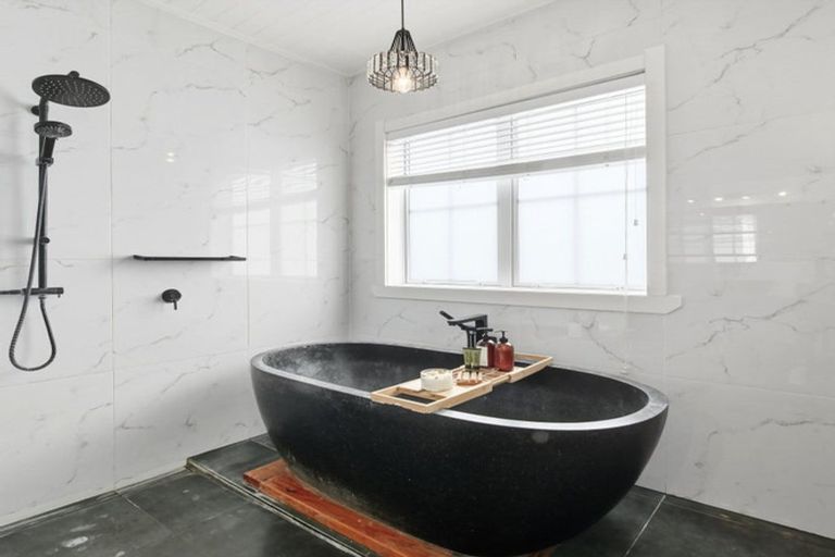 Photo of property in 43 Ocean Breeze Drive, Waihi Beach, 3611