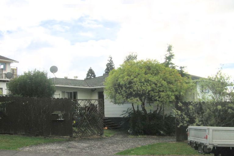 Photo of property in 15 Lemnos Place, Titirangi, Auckland, 0604
