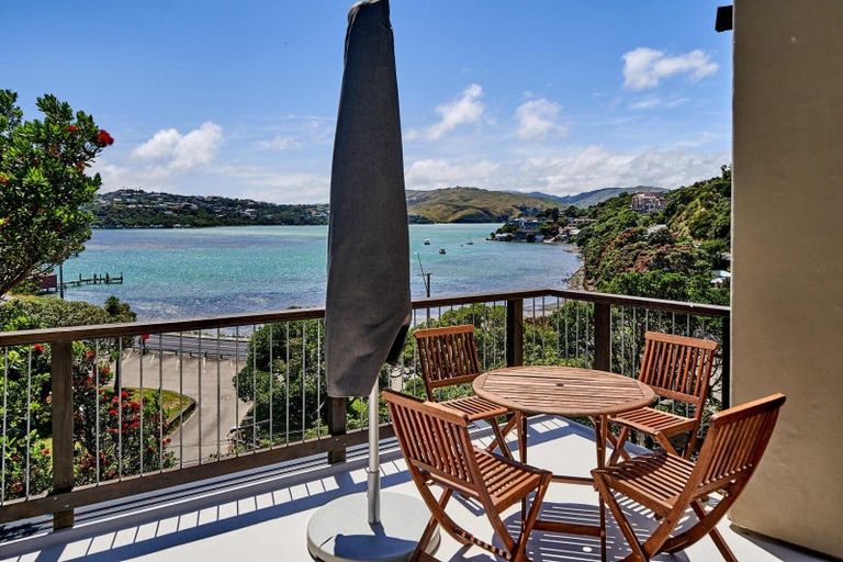 Photo of property in 82 Paremata Road, Paremata, Porirua, 5024