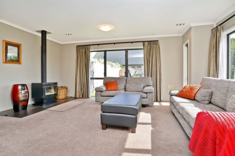 Photo of property in 15 Mosslea Court, Rototuna North, Hamilton, 3210