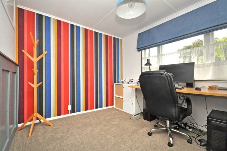Photo of property in 3 Karaka Street, Helensville, 0800