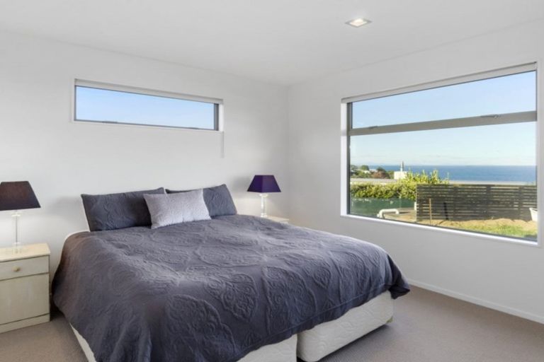 Photo of property in 22 Wonderview Road, Leigh, 0985