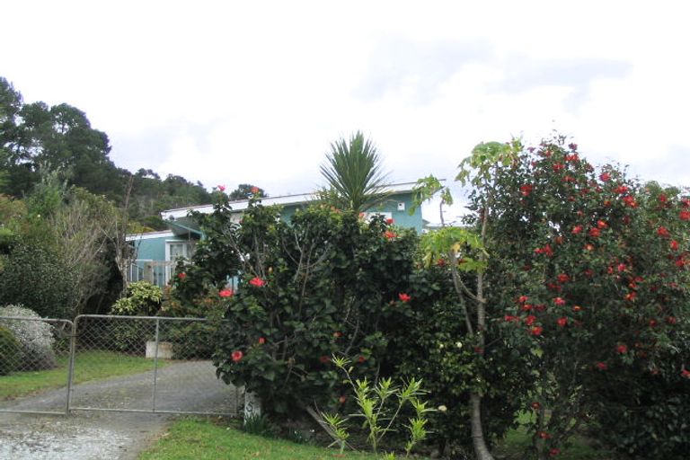 Photo of property in 10 Kupe Road, Coopers Beach, 0420