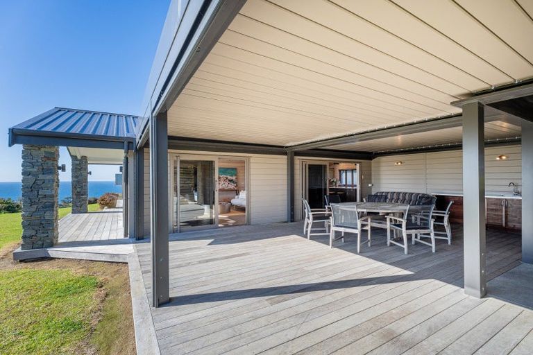Photo of property in 97 Orchard Road, Hahei, Whitianga, 3591