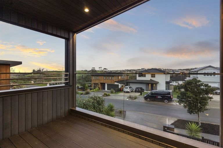 Photo of property in 7 Ruku Street, Long Bay, Auckland, 0630