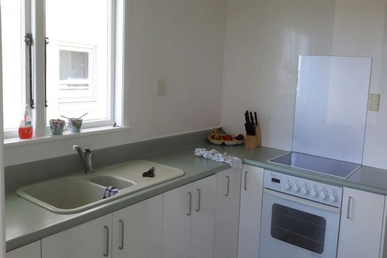 Photo of property in 1325 Whangaparaoa Road, Army Bay, Whangaparaoa, 0930