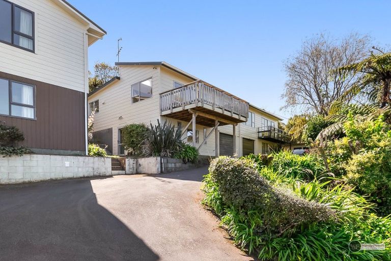 Photo of property in 3 Sunshine Crescent, Kelson, Lower Hutt, 5010