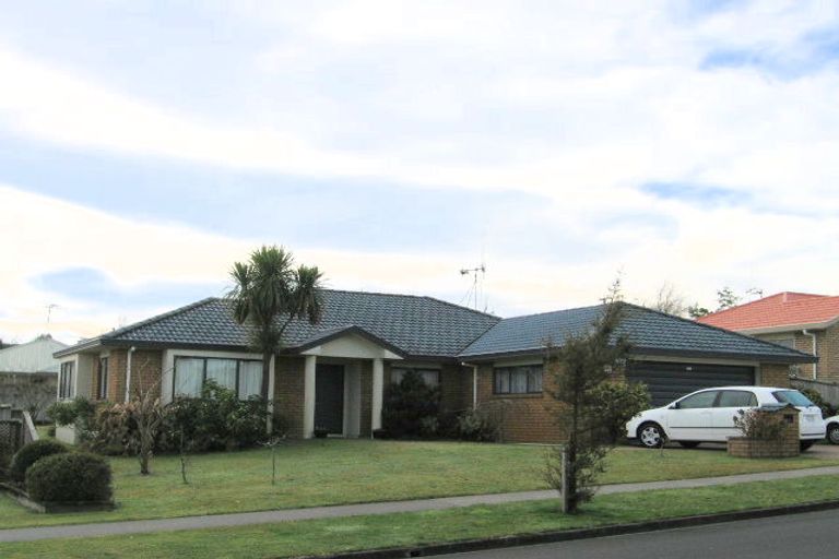 Photo of property in 32 Ayrshire Drive, Grandview Heights, Hamilton, 3200