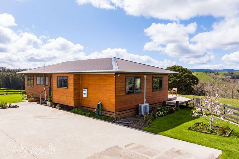 Photo of property in 31-33 Nikau Lane, Maungaturoto, 0520