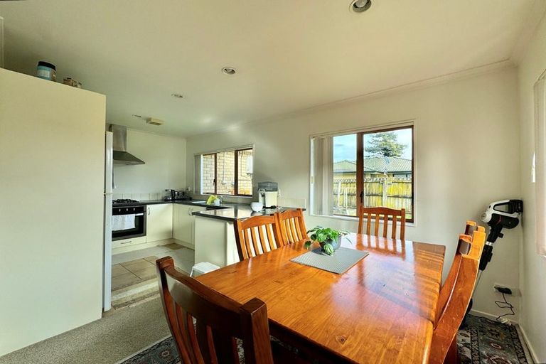 Photo of property in 8 Ettrick Lane, Papakura, 2110