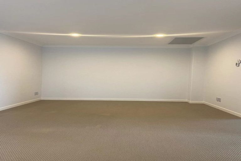 Photo of property in 67 Rosewell Crescent, Flat Bush, Auckland, 2019