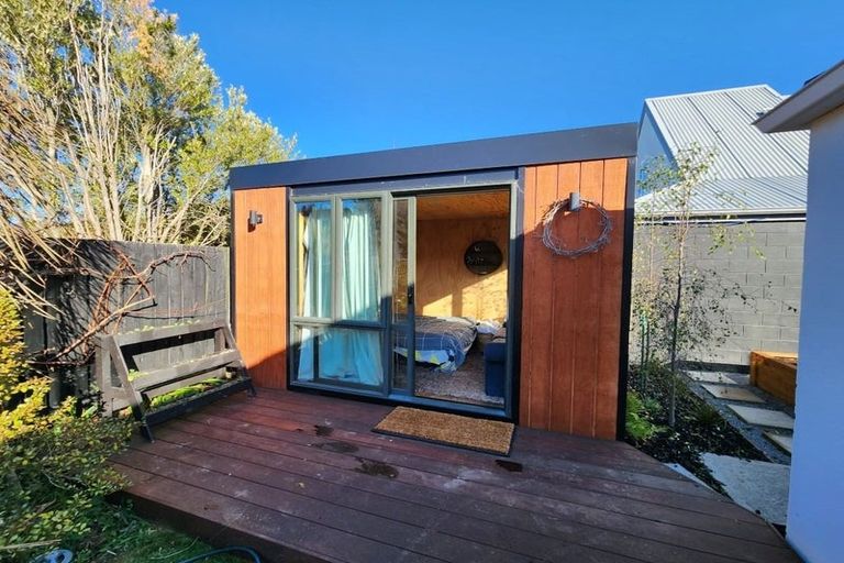 Photo of property in 24 Millcroft Place, Parklands, Christchurch, 8083