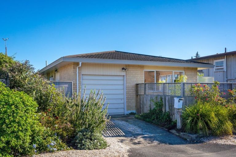 Photo of property in 22 Golf Road, Tahunanui, Nelson, 7011