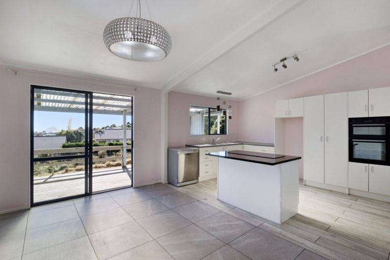 Photo of property in 383 Kaitemako Road, Welcome Bay, Tauranga, 3175