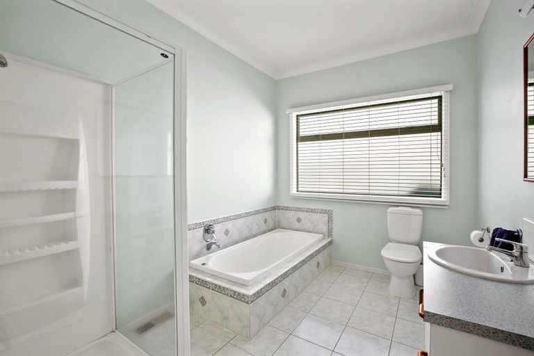 Photo of property in 29c Hamblyn Street, Strandon, New Plymouth, 4312