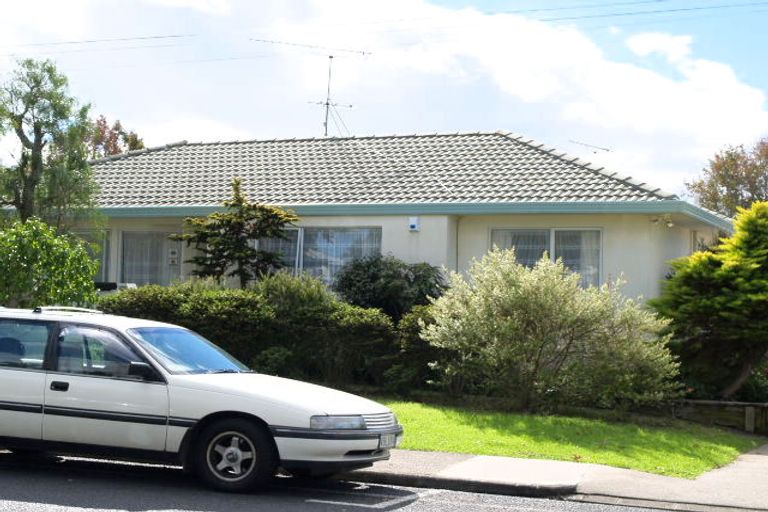 Photo of property in 1/102 Nelson Street, Howick, Auckland, 2014