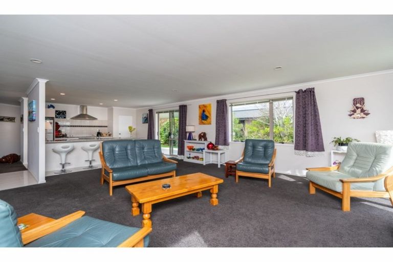 Photo of property in 17 Kedge Drive, Mangawhai, 0505