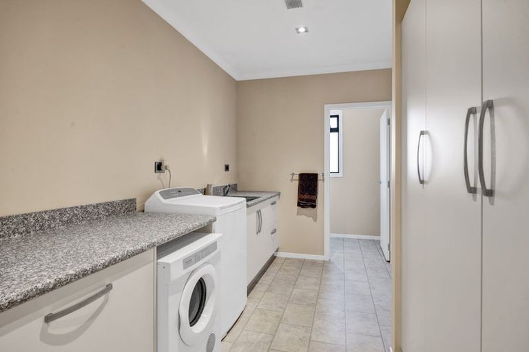 Photo of property in 104b Wills Road, Bell Block, New Plymouth, 4312